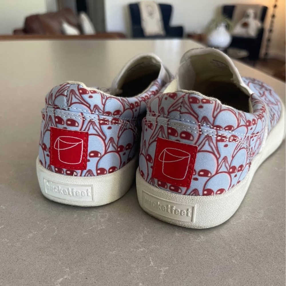 Bucketfeet Alien Slip on sneaker